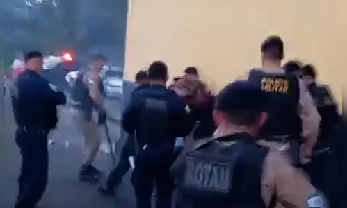 Pancadaria e bala de borracha: confusão marca torneio de futebol no PR
