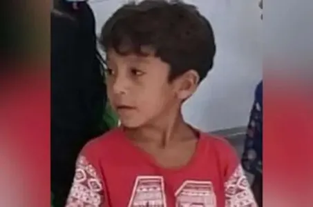 Criança dormia quando o pai saiu para verificar uma rede de pesca