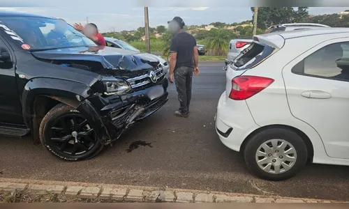 Colisão entre carros é registrada na BR-369 em Apucarana