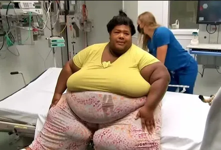 Ela chegou a fazer uma vaquinha online aos 320kg