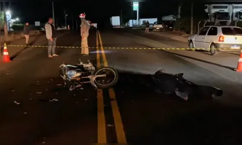 Motociclista morre ao colidir CB 300 na traseira de caminhão na PR-281