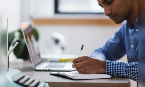 MEC proíbe ensino a distância em direito e mais quatro cursos; veja