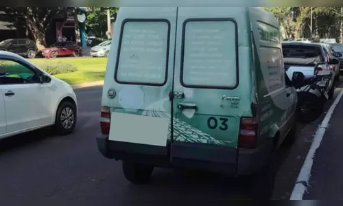 Veículo com mais de R$ 100 mil em débitos é apreendido em Maringá