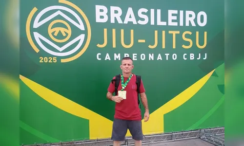 Apucaranense Hilário Caldeira é tricampeão brasileiro no jiu-jítsu