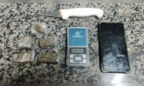 Traficante é preso após cão da PM encontrar maconha