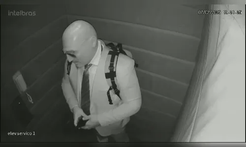 Veja quanto custou máscara realista usada em furto cinematográfico