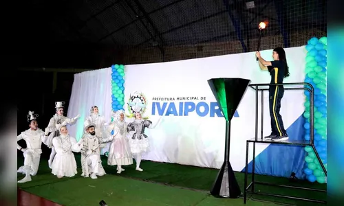 Ivaiporã abre Jogos Escolares com festa, emoção e ginásio lotado
