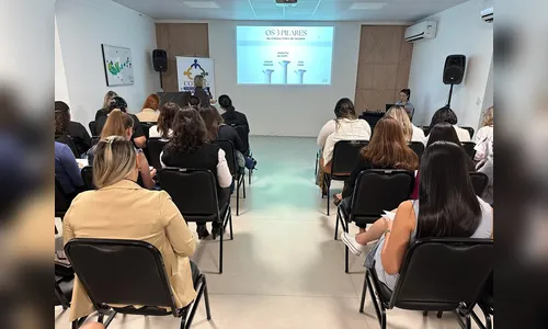 Sicoob e Conseg realizam palestra para associados da instituição