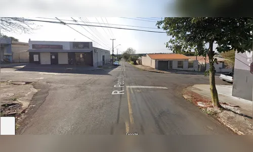 Motociclista fica ferido após colisão com carro no Jardim Ponta Grossa