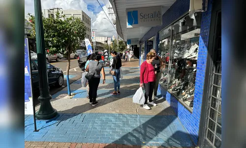 Comércio terá horário especial para o Dia das Mães em Apucarana; saiba mais