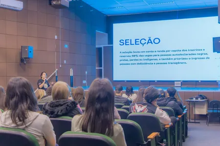 O cursinho é gratuito, com previsão de início das aulas em 2 de junho e finalização na véspera do vestibular