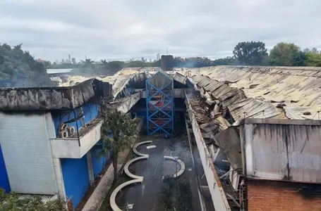 O incêndio aconteceu no dia 15 de abril