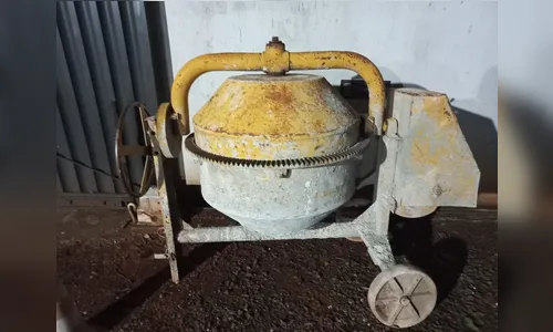 Homem é preso pela Polícia Militar com betoneira furtada em Arapongas