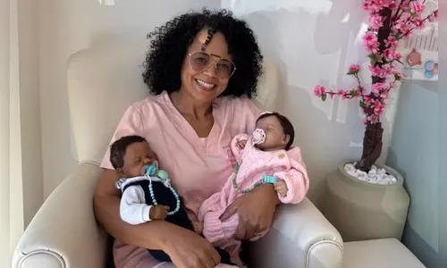 Marquinha de vacina e enxoval: saiba como são feitos os bebês reborn