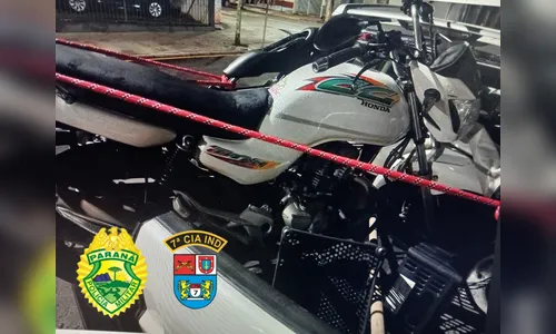 PM de Arapongas recupera moto furtada e devolve para proprietário