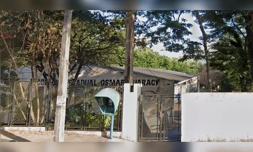 Aluna de 14 anos é socorrida pelo Siate após queda em colégio de Apucarana