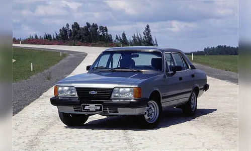 Veja 10 veículos dos anos 90 que ainda despertam interesse dos brasileiros