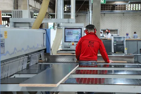 Paraná emitiu 3.026 benefícios decorrentes de acidentes de trabalho em 2024