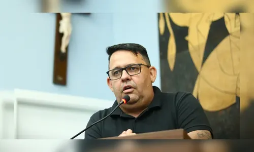 Vereador que foi baleado por policial no PR recebe alta hospitalar