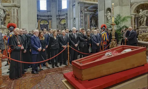 Quando o poder serve aos seus