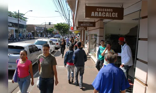 Comércio terá horário especial para o Dia das Mães em Arapongas; veja