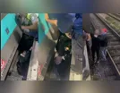 Homem passa mal e cai em vão entre trem e plataforma de SP