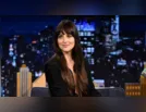 Dakota Johnson revela que enviou cocô de gorila a ex de amiga