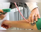 Manter o coração saudável aos 50 garante uma década extra de vida, revela estudo