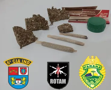 A ação ocorreu após denúncia de algazarra em um terreno baldio.