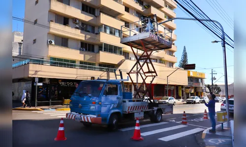 Prefeitura de Arapongas instala mais três semáforos; confira onde