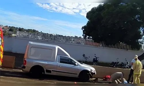 Motociclista fica ferido após colisão com Saveiro em Ivaiporã