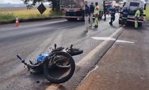 Colisão frontal na BR-369 deixa motociclista de 24 anos morto