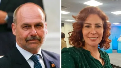 Além disso, o suposto nome do magistrado é um trocadilho de duplo sentido.