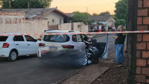 Após investigação do 32º Batalhão de Sarandi, os suspeitos foram localizados e, ao serem abordados, atiraram contra os policiais, que revidaram.