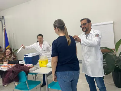 Arapongas promove vacinação aos moradores