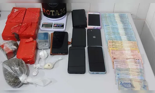 Após denúncia, Rotam prende suspeitos e apreende drogas em Ivaiporã