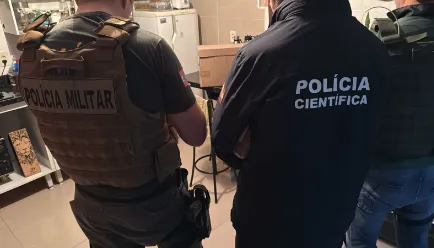 As ordens judiciais foram expedidas pela 1ª Vara Criminal da Comarca de São José