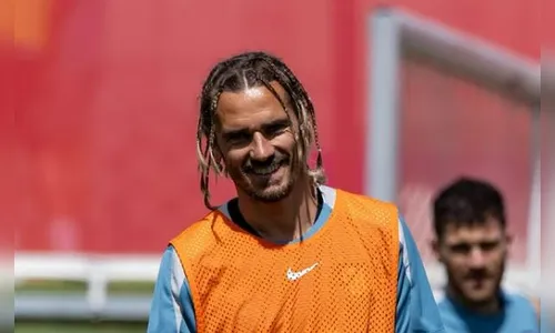 Griezmann estende contrato com o Atlético de Madrid até 2027