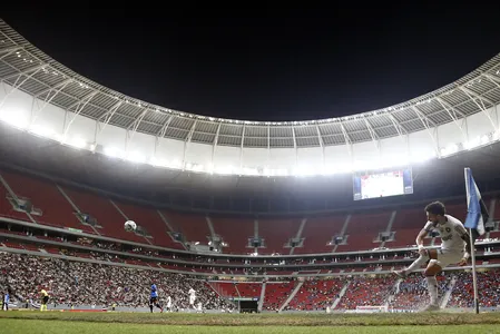 Botafogo precisa da vitória nesta terça-feira jogando em casa
