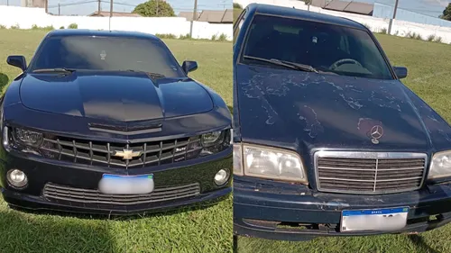 Chevrolet Camaro  e Mercedes Benz apreendidos pela polícia