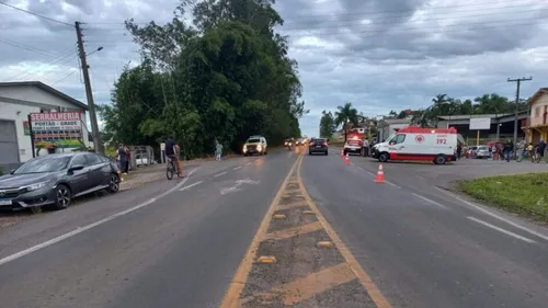 Criança morre atropelada e motorista foge em Santa Catarina