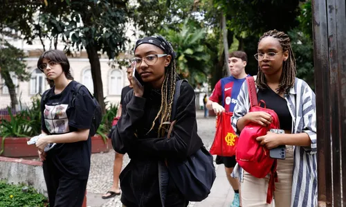 É considerado a principal porta de entrada para a educação superior no Brasil
