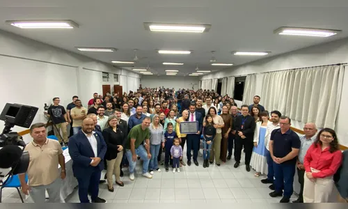 Câmara de Apucarana entrega moção de aplausos a Paulo Pavolak; assista