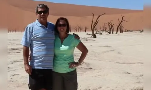 Homem é morto por leão após usar banheiro de luxo na África