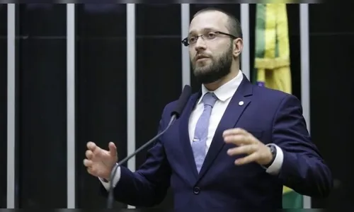 Filipe Barros pede investigação