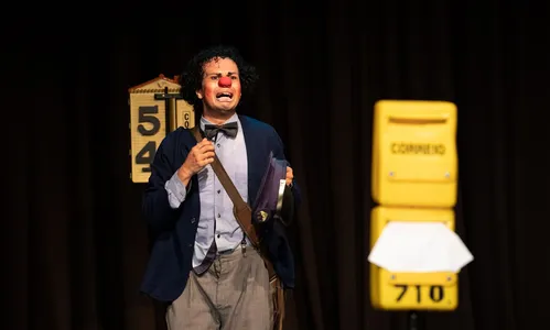 “O Carteiro” do Palhaço Ritalino na descoberta de novos CEPs do Paraná