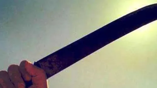 Homem ameaça cunhado com facão e foge em Apucarana