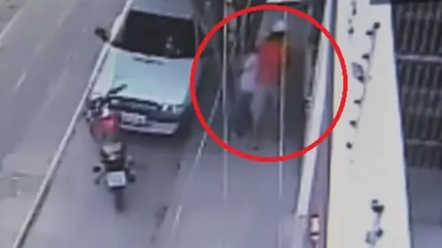 Imagem do "maníaco da moto" em um dos crimes