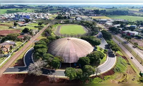 Ivaiporã conclui pavimentação do complexo esportivo Sapecadão