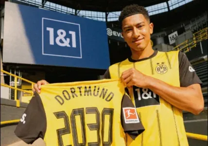 Jobe Bellingham, novo reforço do Borussia Dortmund, disputará o Mundial de Clubes; meia de 19 anos é irmão de Jude Bellingham